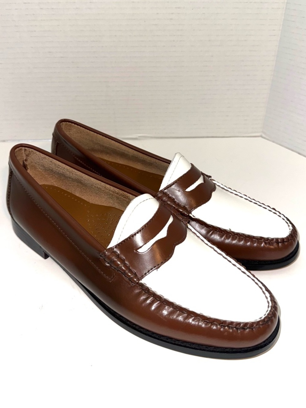 G.H. Bass Weejuns Whitney Loafers